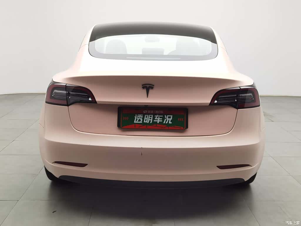 Tesla Model 3, 2023 4