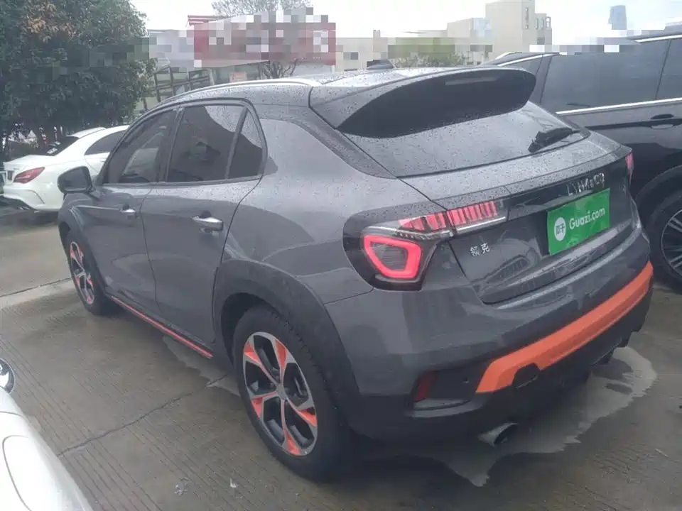 Lynk & Co 02