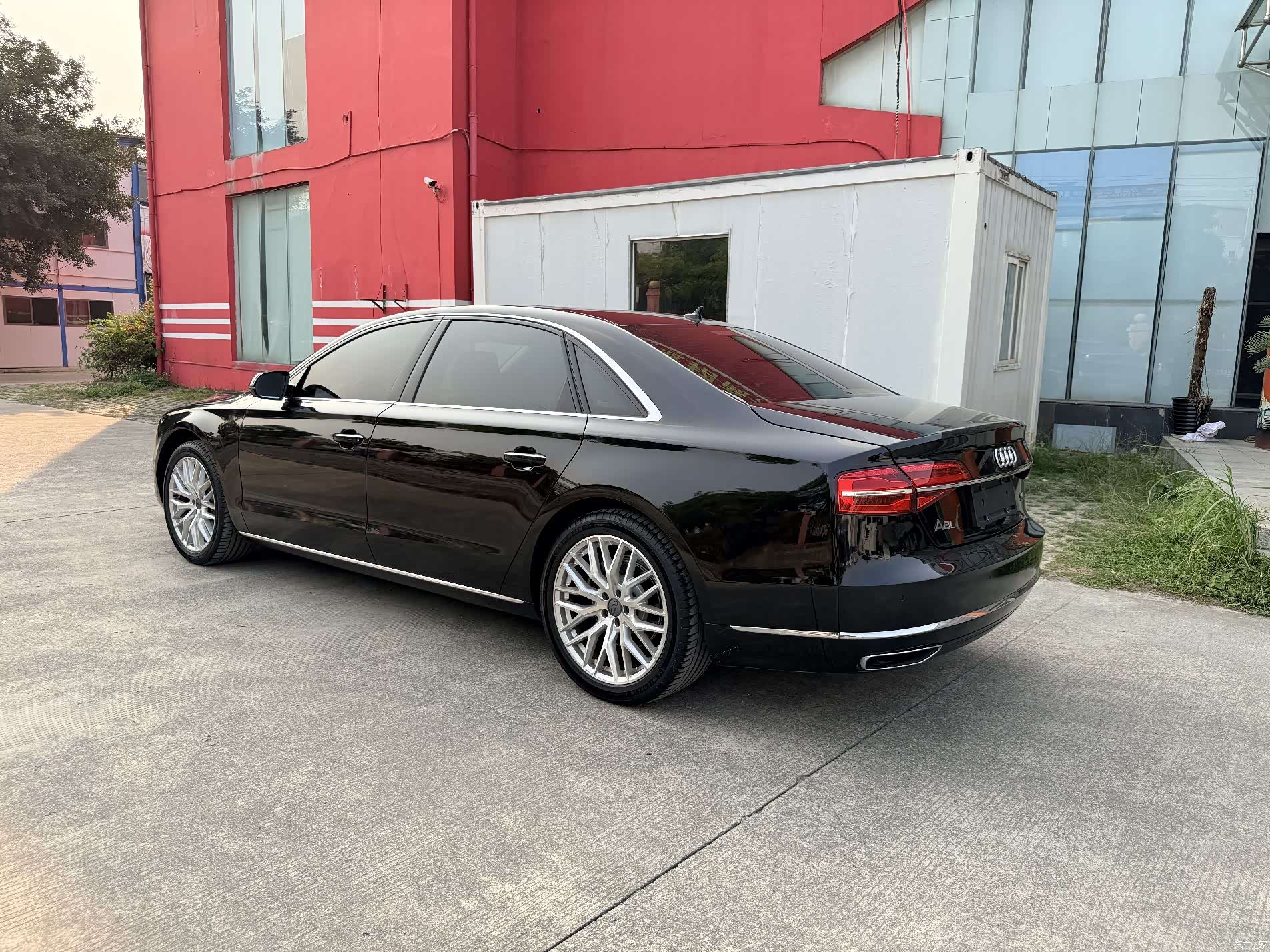 Audi A8L, 2016 все фото