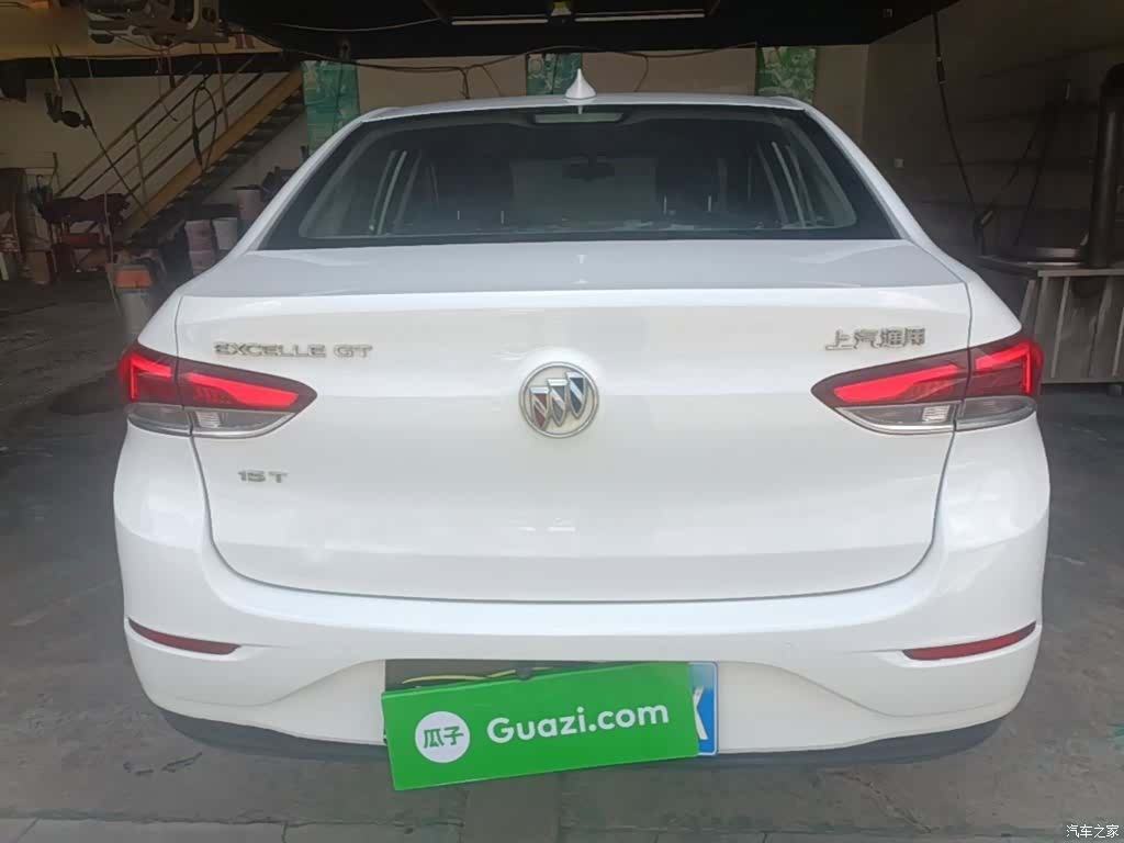 Buick V, 2018 6