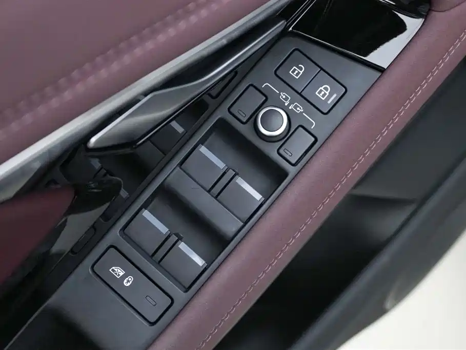 Land Rover Range Rover Aurora