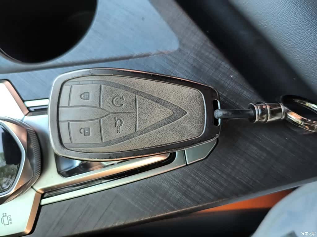 Changan UNI-V, 2023 9