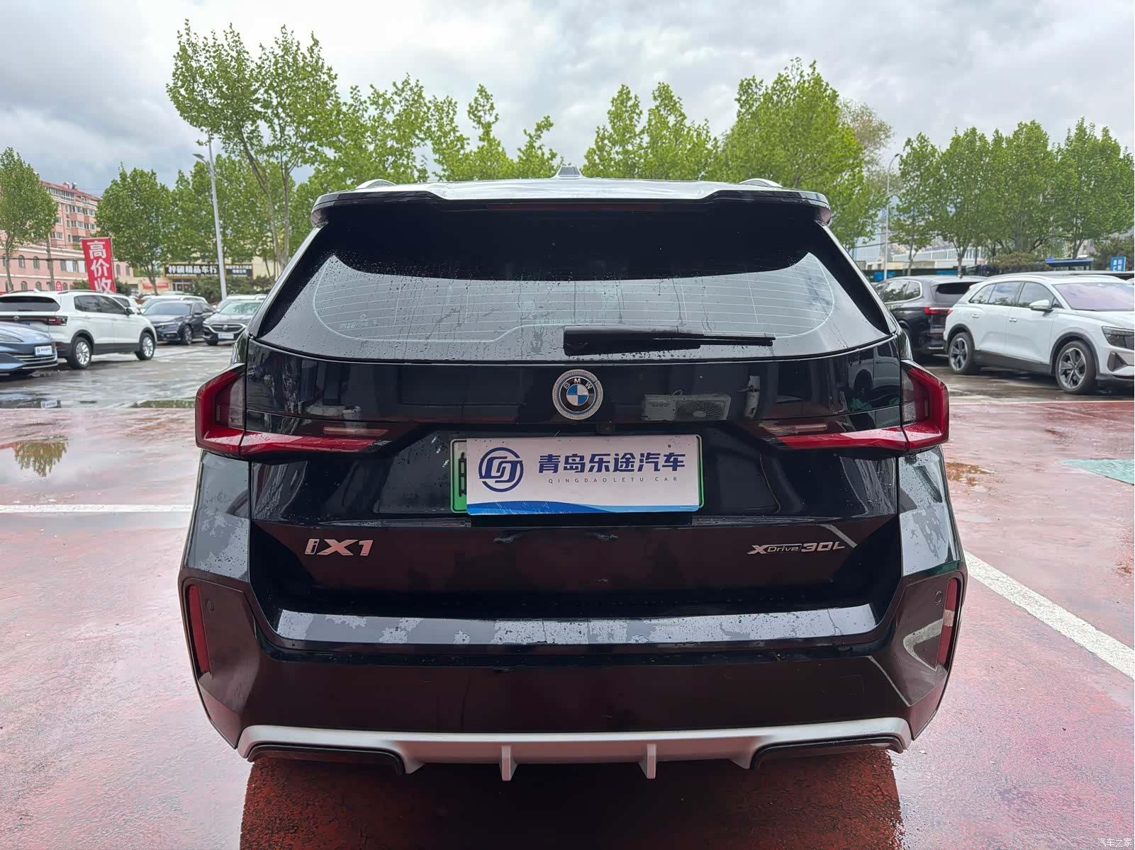 BMW iX1, 2024 все фото