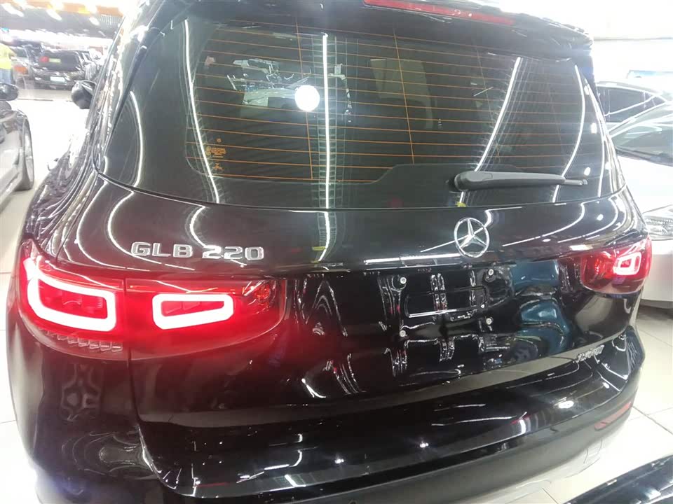 Mercedes-Benz GLB