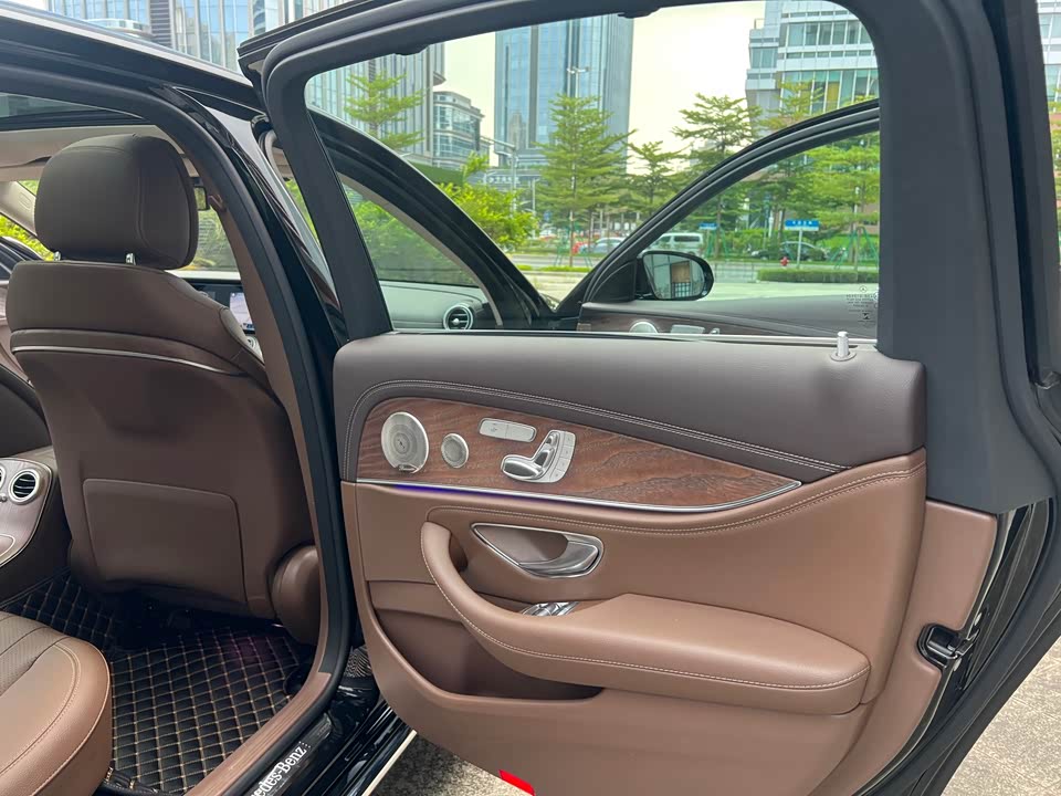 Mercedes-Benz E-class Mercedes-Benz E-class