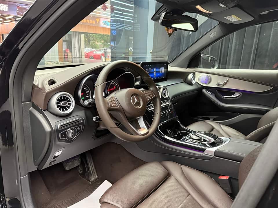Mercedes-Benz GLC Mercedes-Benz GLC