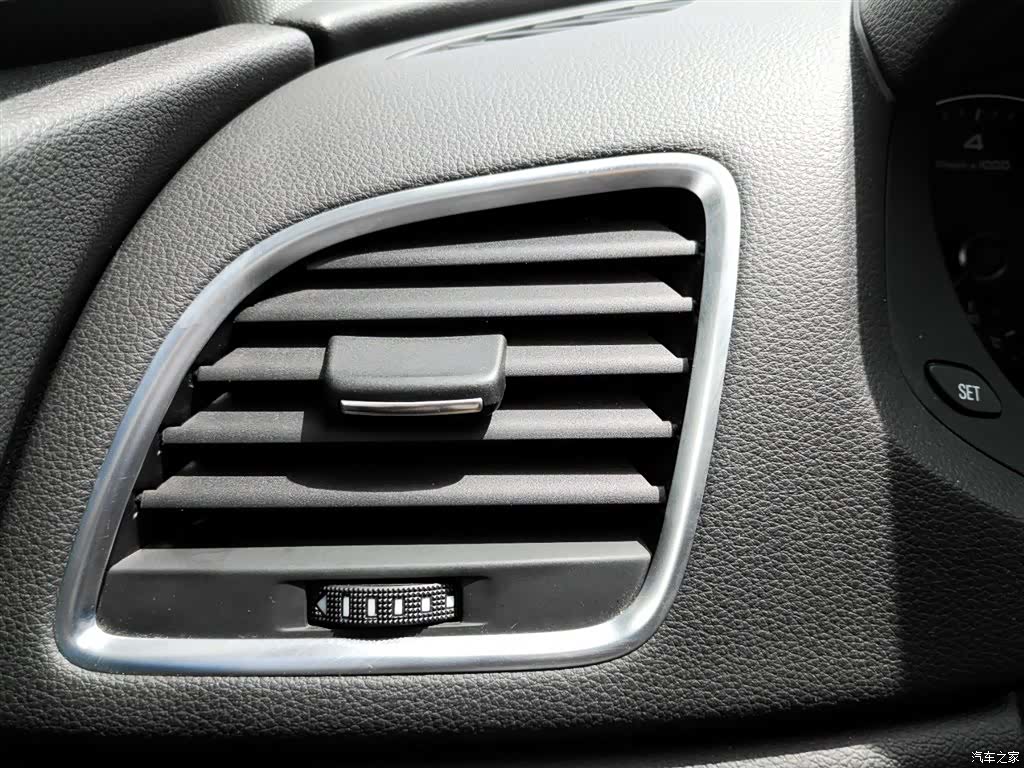 Audi Q3, 2019 9