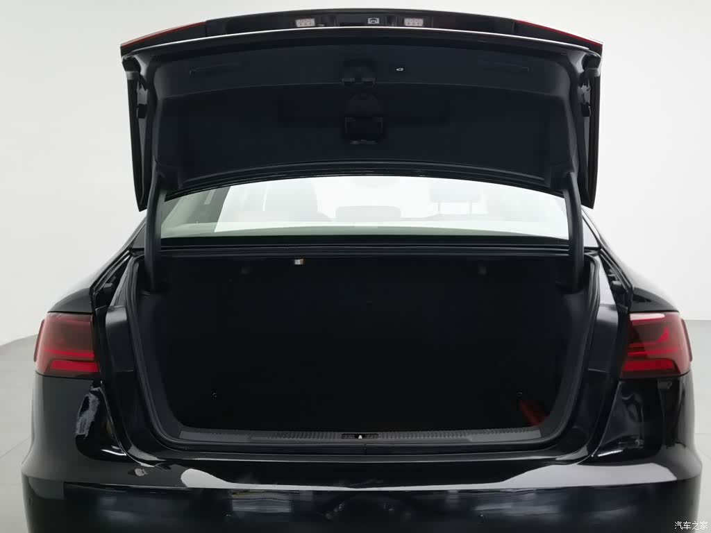 Audi A6L, 2014 16