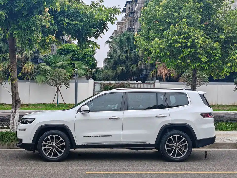 Jeep Grand Commander