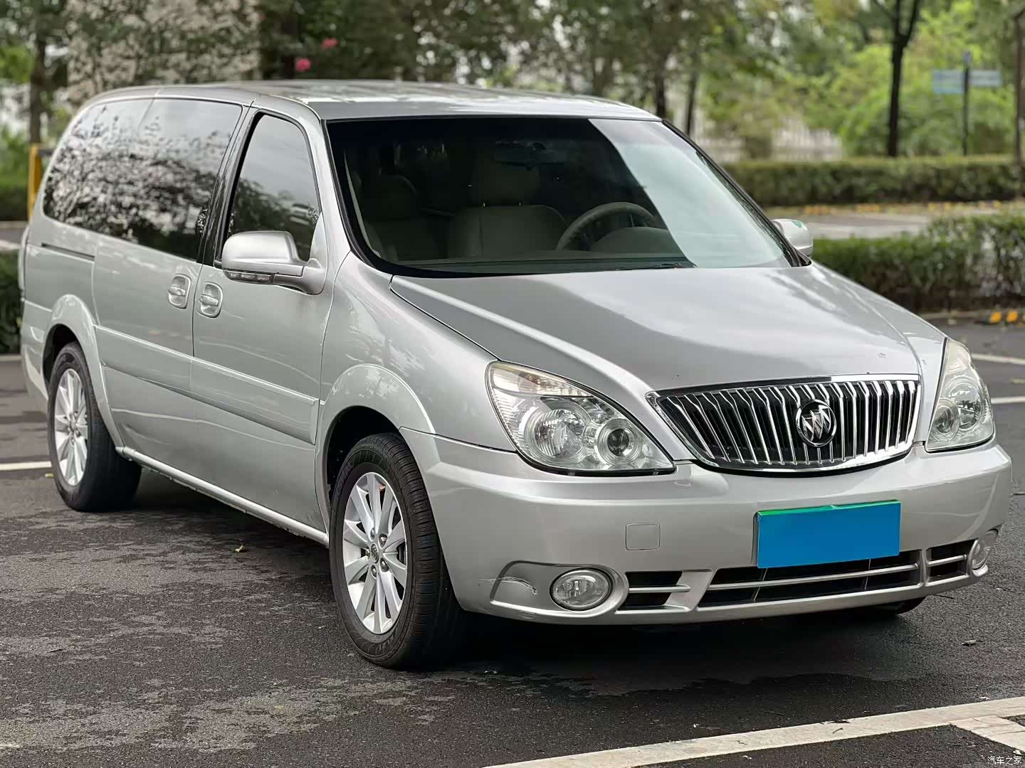 Buick GL8, 2015 4