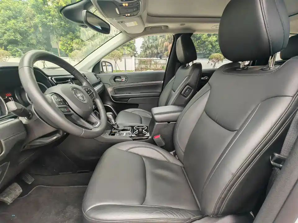 Jeep Grand Commander