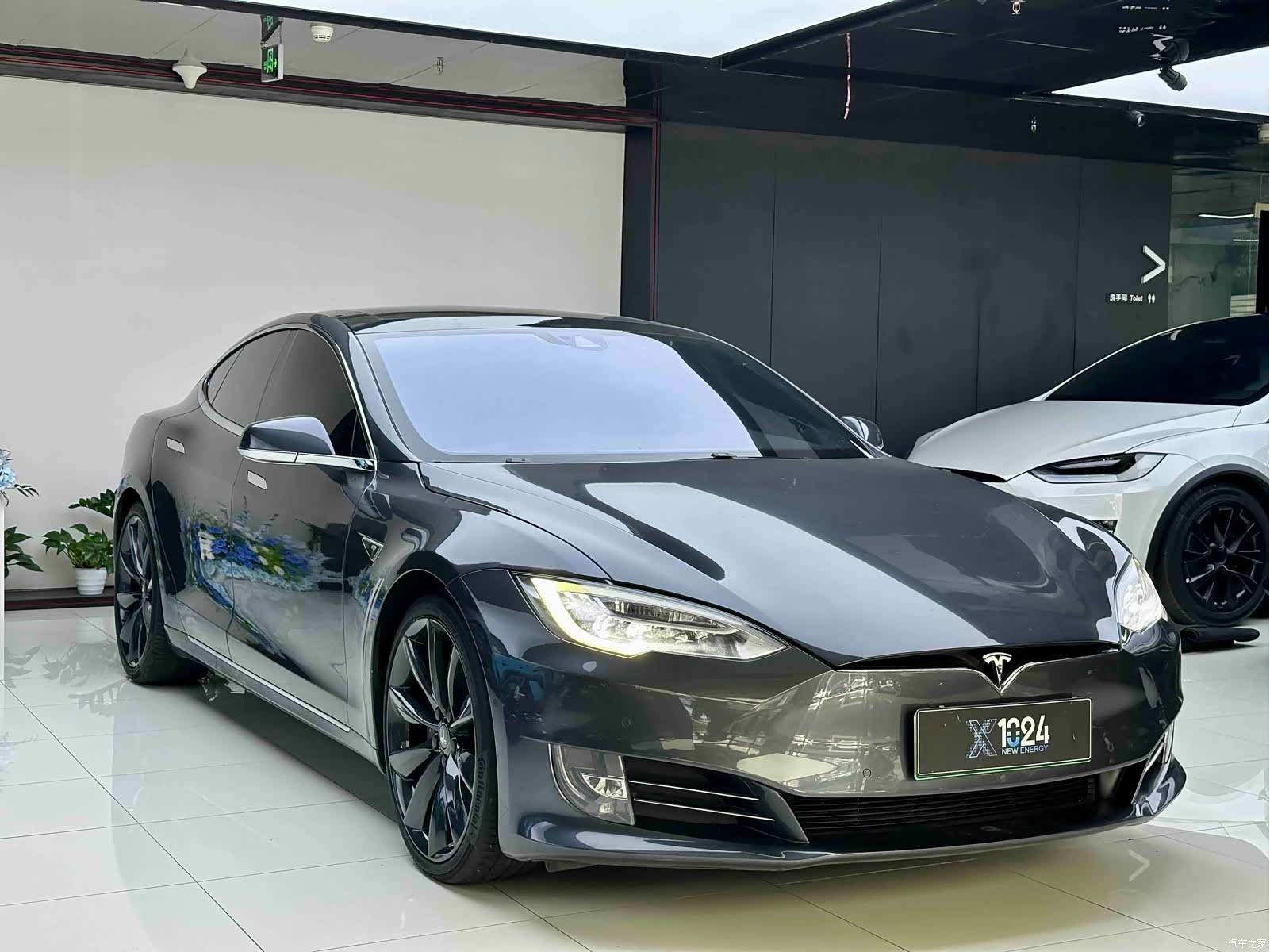 Tesla Model S, 2016 3