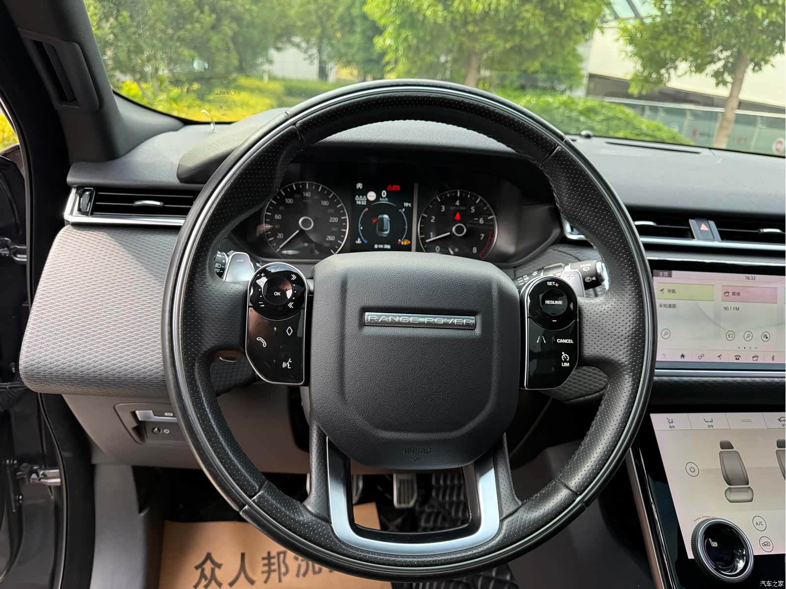 Land Rover Range Rover, 2019 25