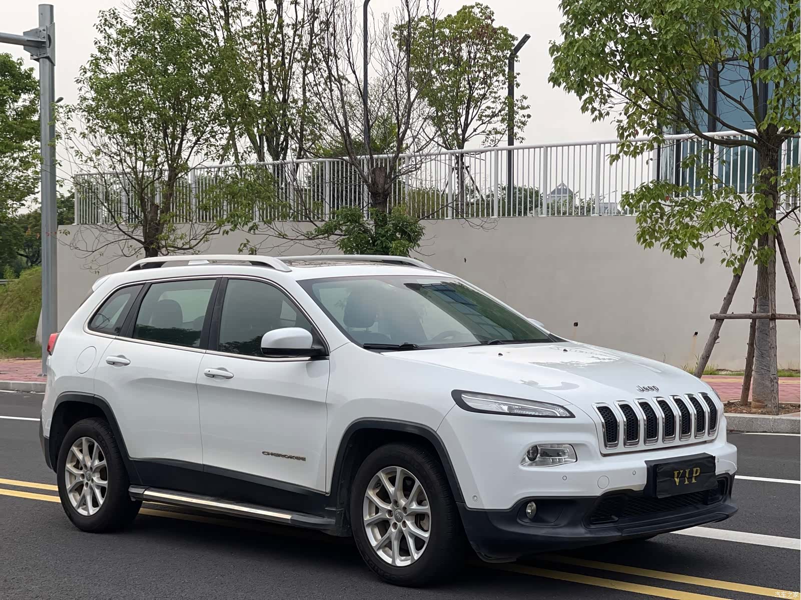 Jeep Cherokee, 2016 3