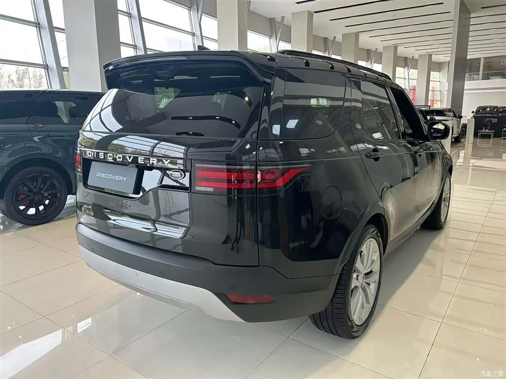 Land Rover Discovery, 2026 6