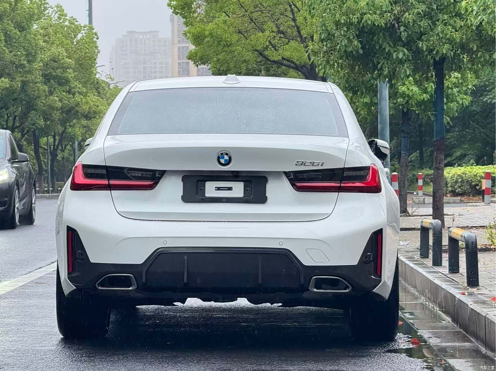 BMW 3 Series, 2024 7