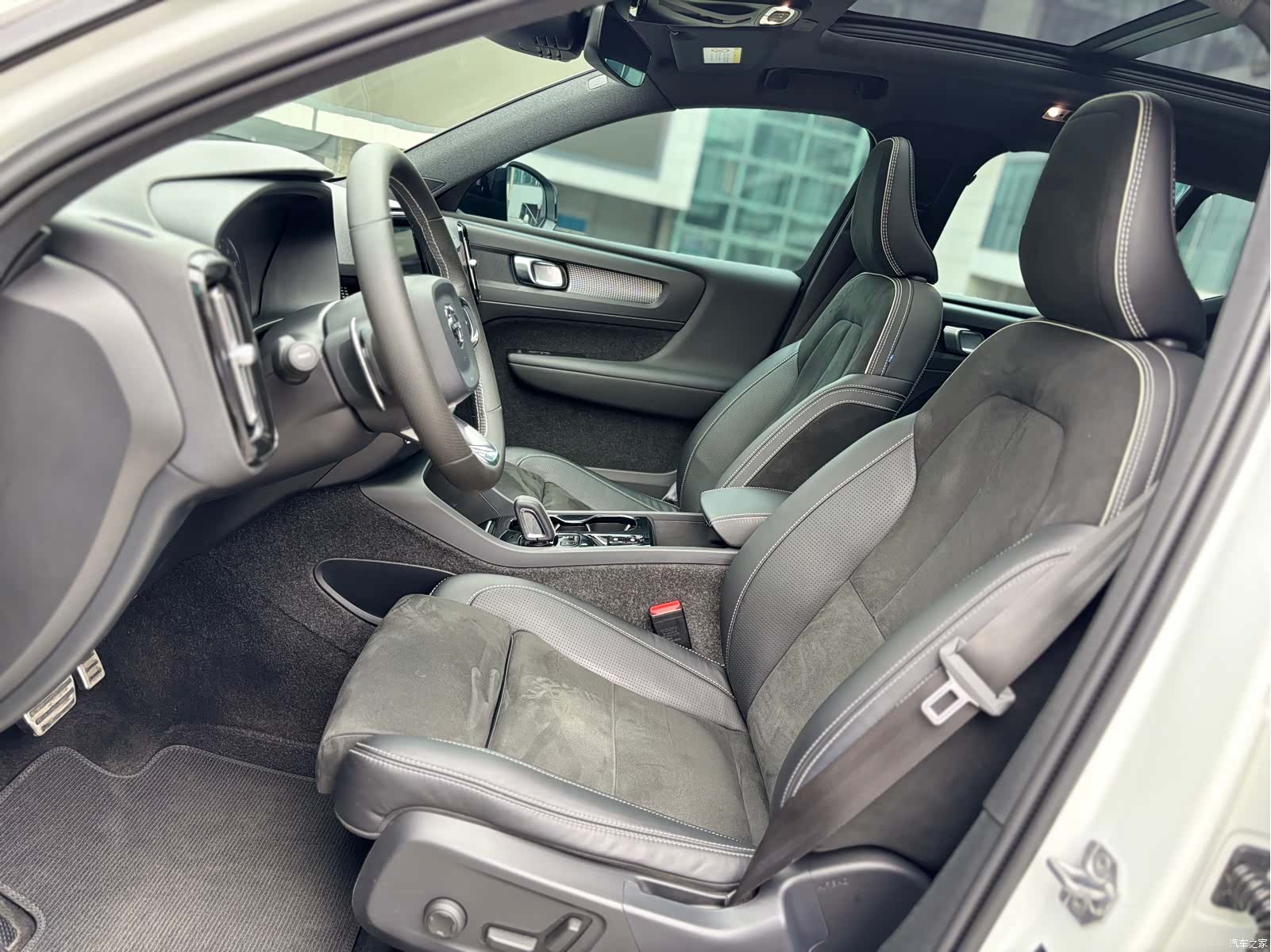 Volvo XC40, 2019 4