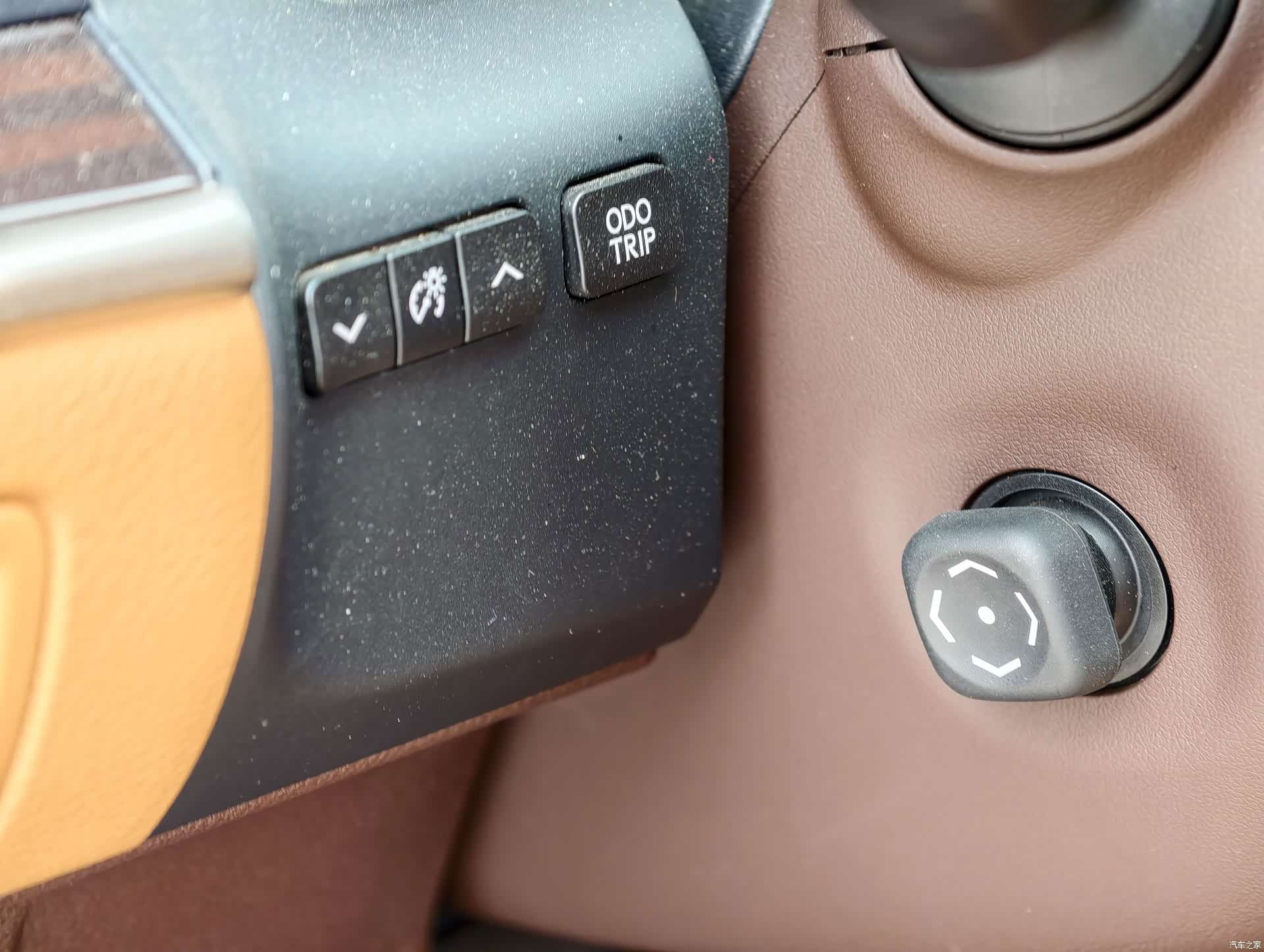 Lexus ES, 2018 11