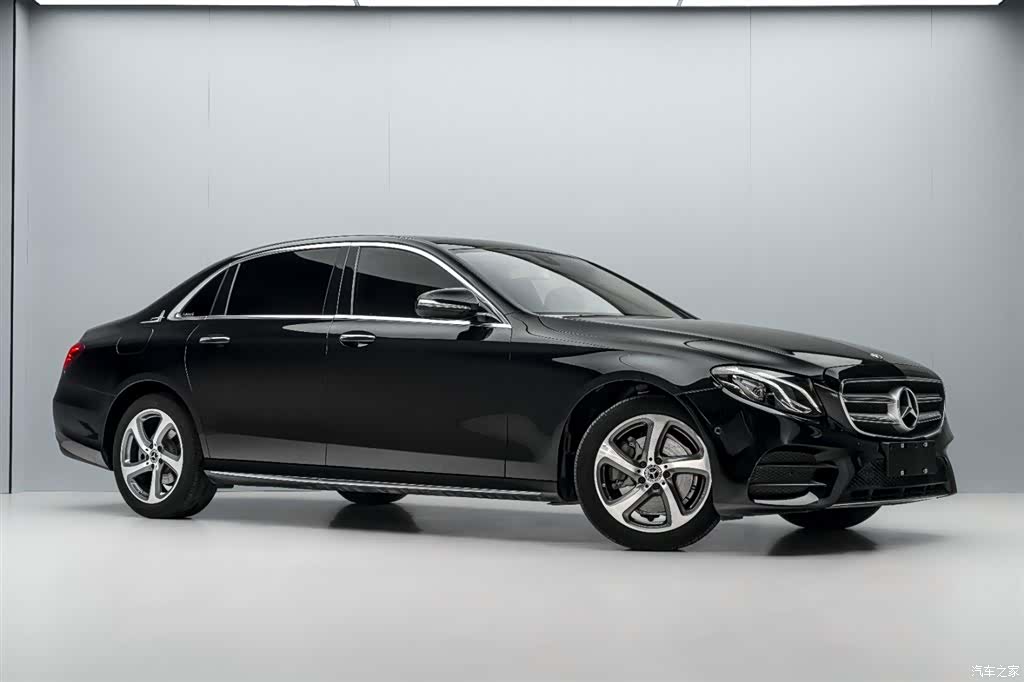 Mercedes-Benz E-Class, 2020 3