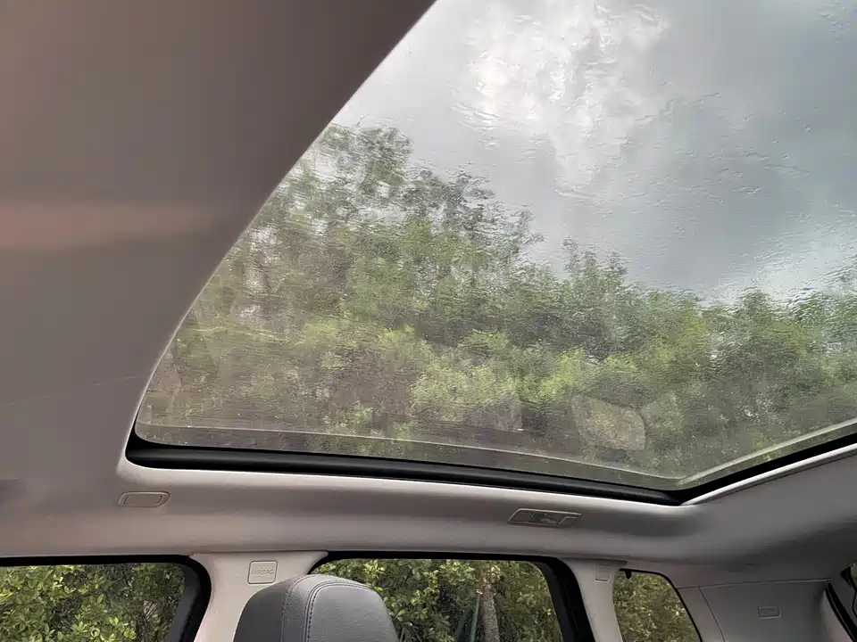 Land Rover Range Rover Aurora