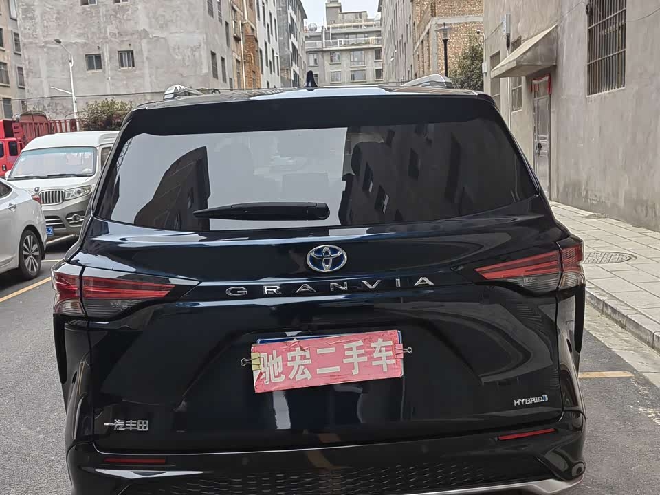 Toyota Grevia Toyota Grevia