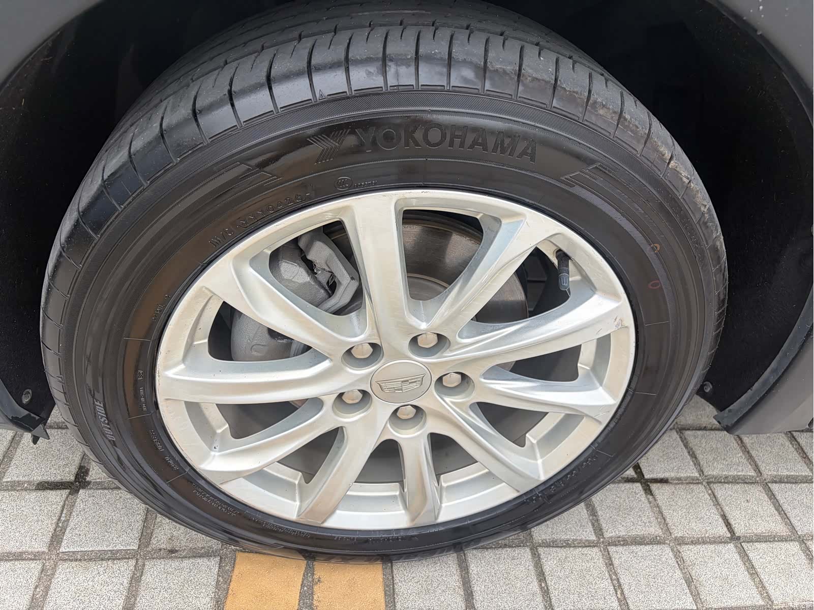 Cadillac XT4, 2021 все фото