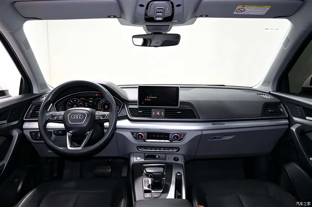 Audi Q5L, 2018 7