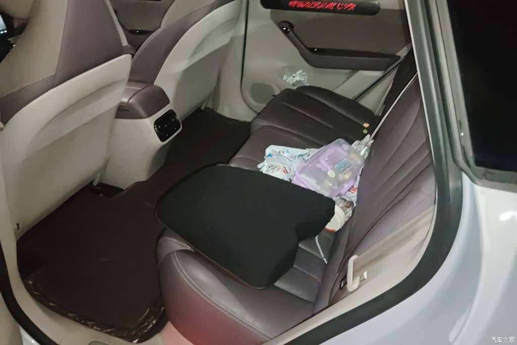 Leapmotor C11, 2022 11