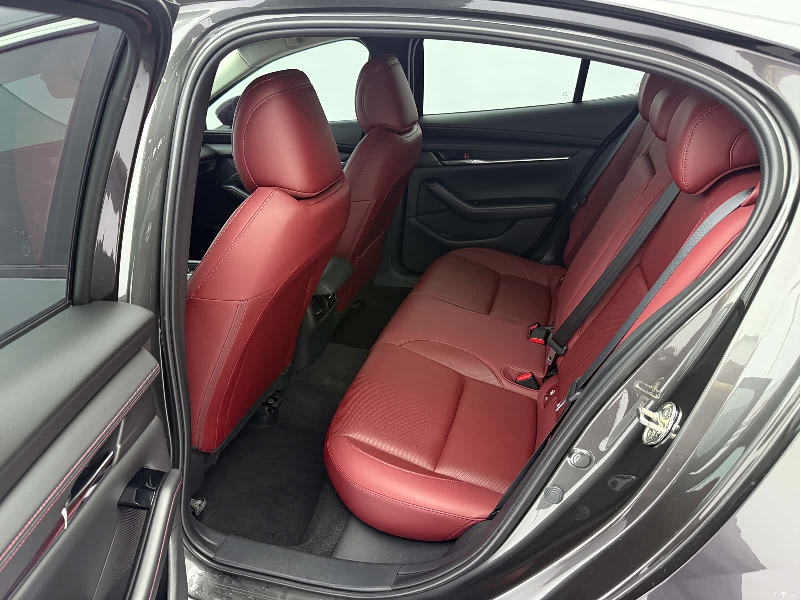 Mazda Mazda3, 2023 15