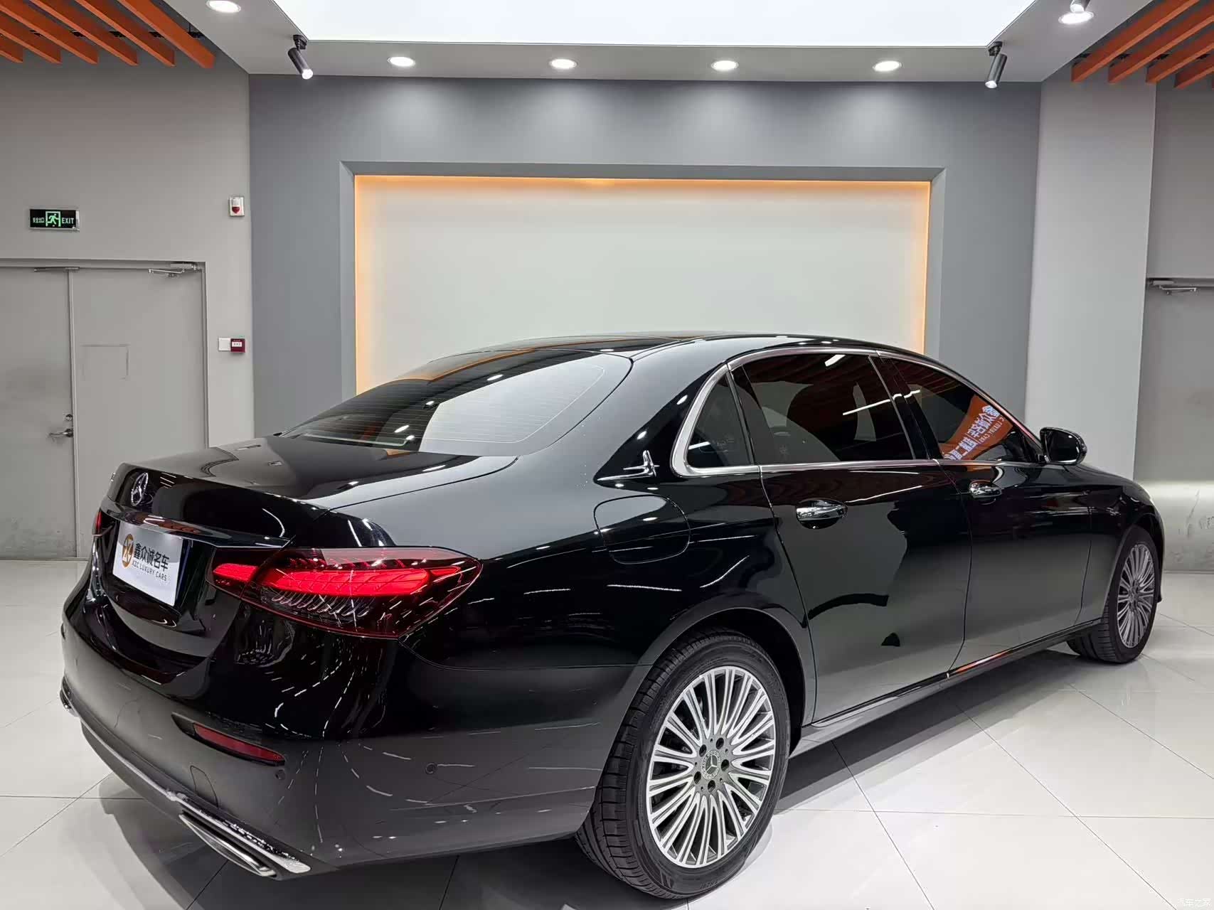 Mercedes-Benz E-Class, 2022 4