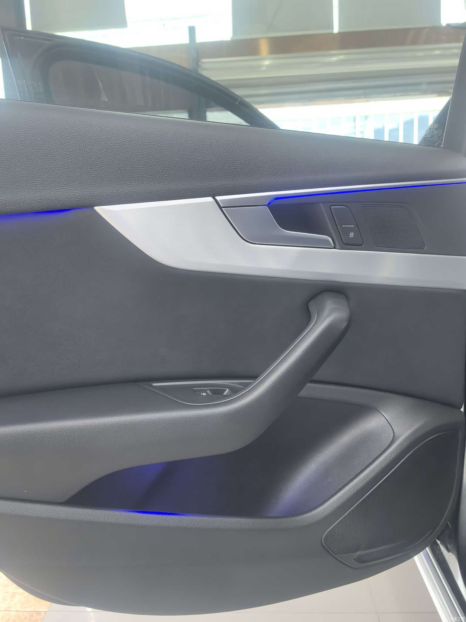 Audi A4L, 2022 13