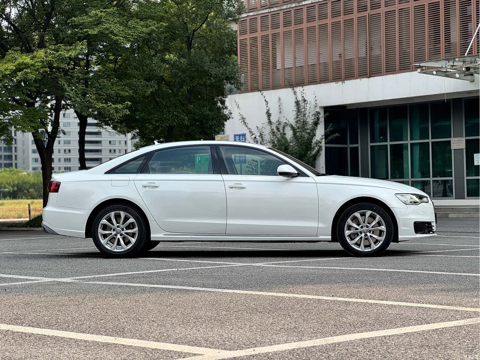 Audi A6L, 2016 8