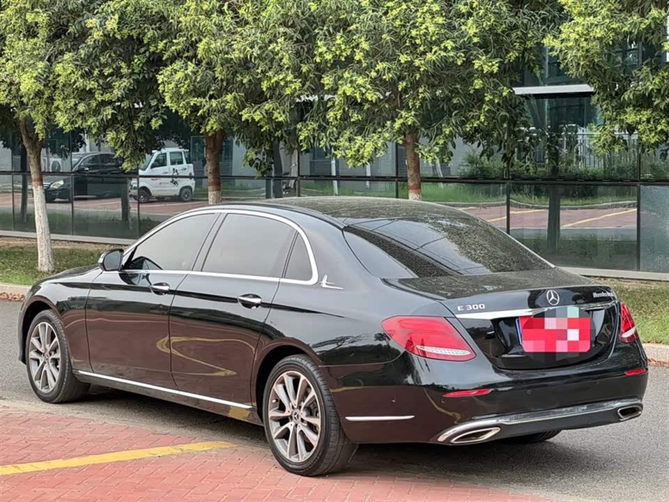 Mercedes-Benz E-class Mercedes-Benz E-class