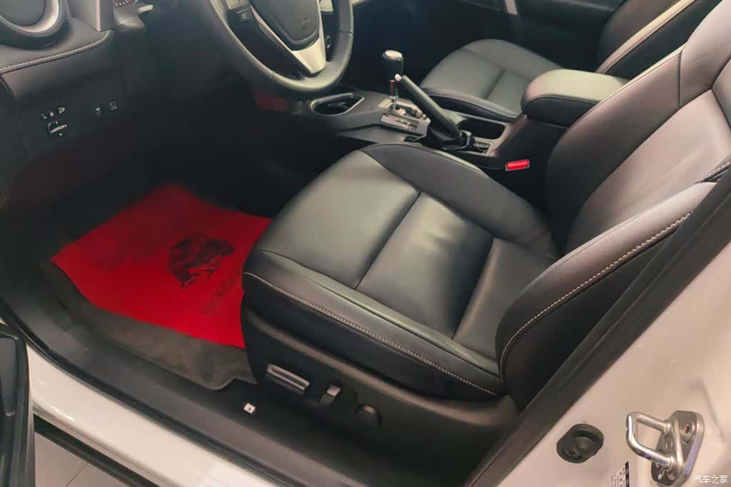Toyota RAV4, 2019 9