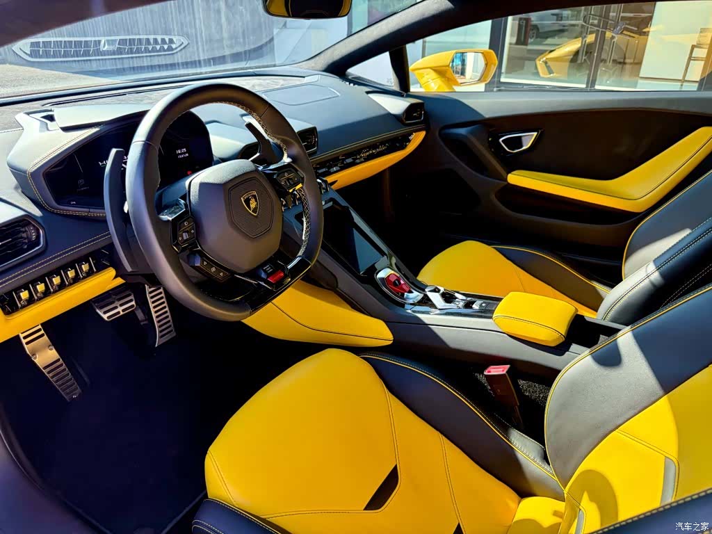Lamborghini Huracán, 2023 7