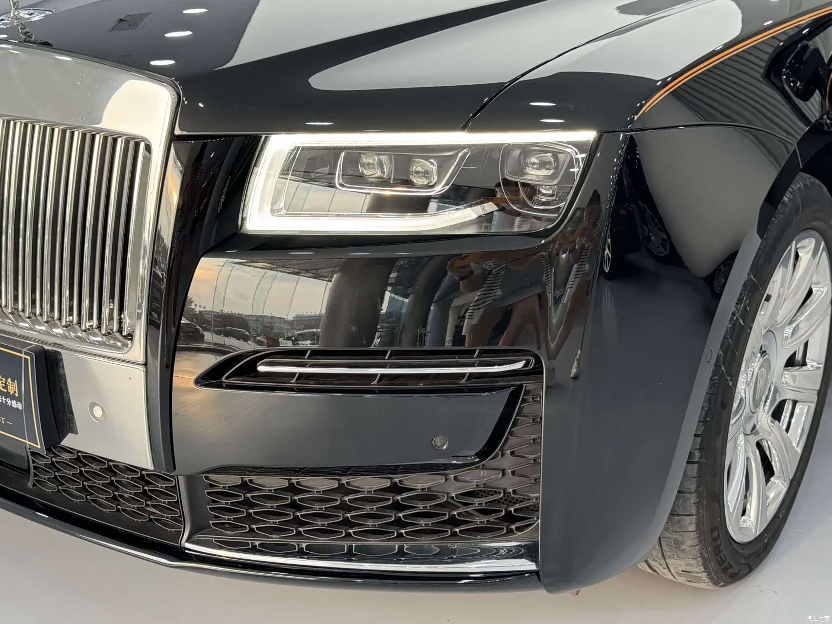 Rolls-Royce Ghost, 2023 11
