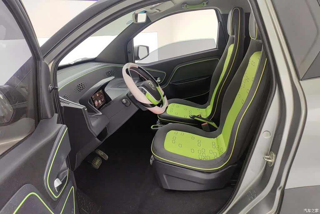 Wuling E100, 2019 9