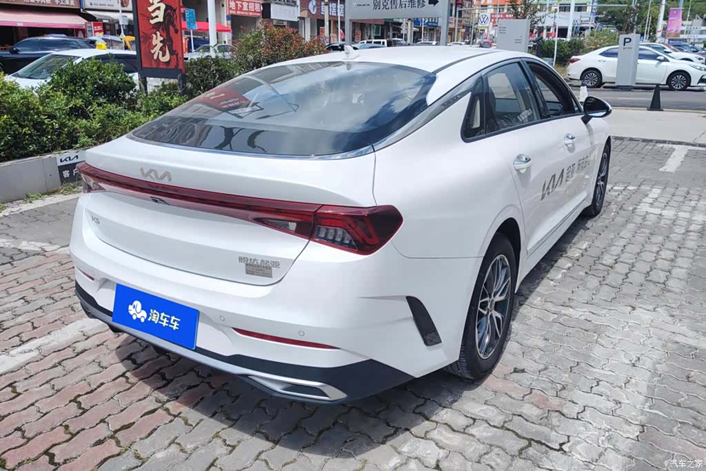 Kia K5, 2025 3