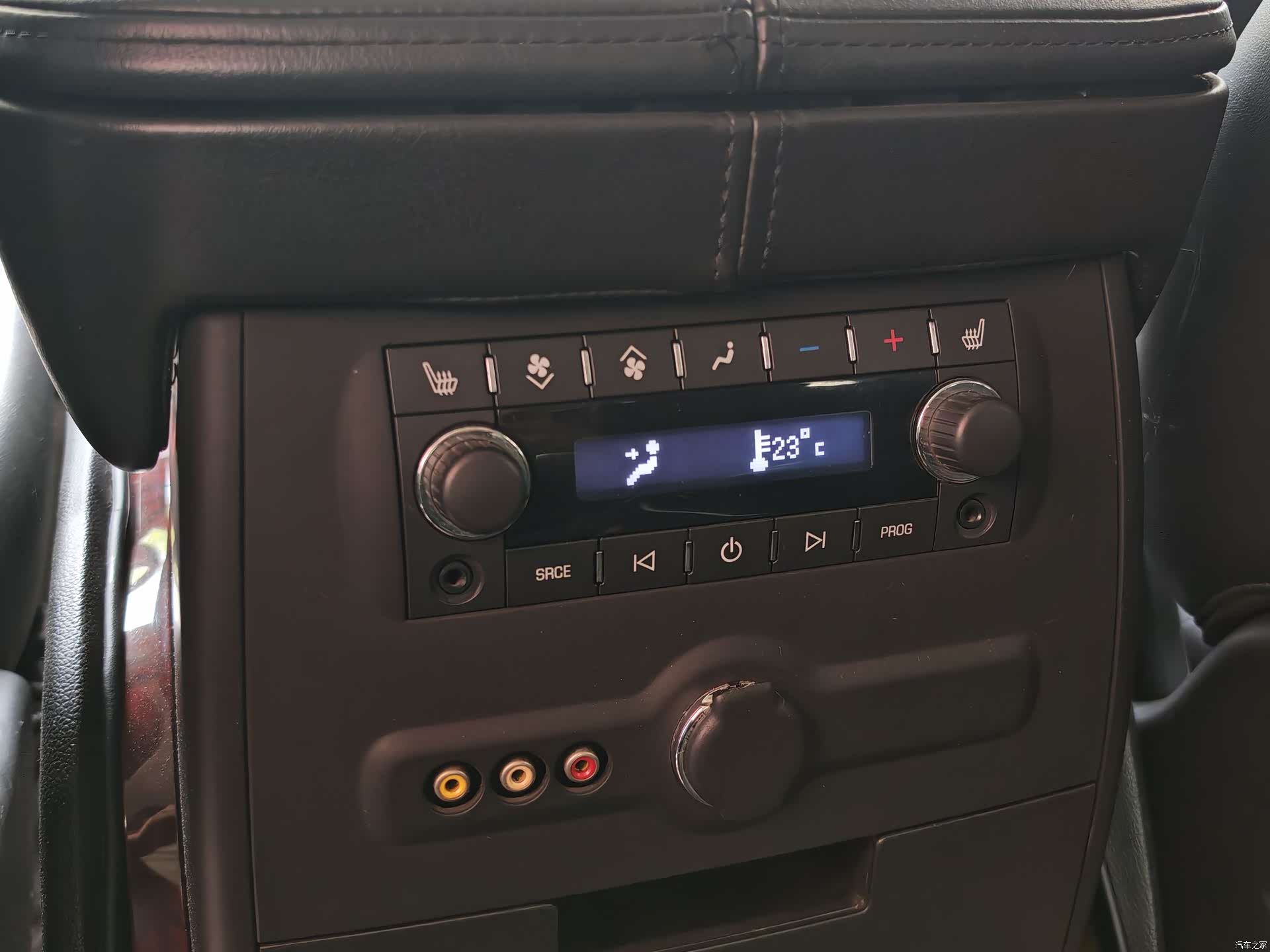 Cadillac Escalade, 2007 18