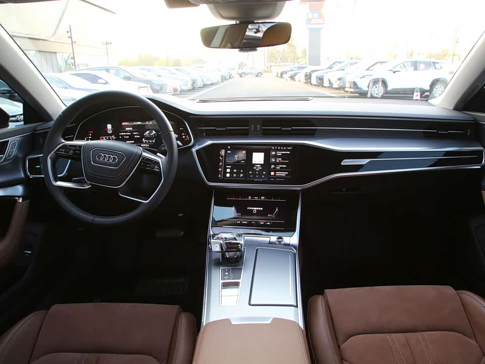 Audi A7L