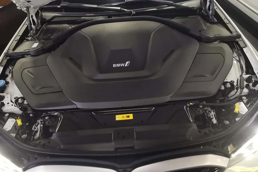 BMW i3, 2023 10