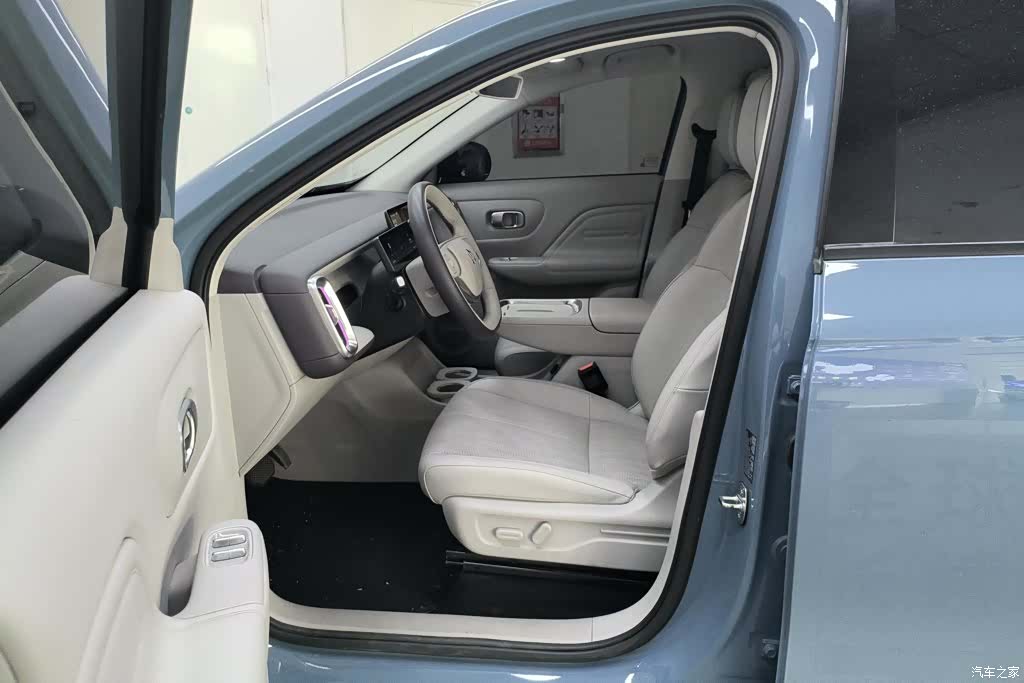 Leapmotor B10, 2025 9