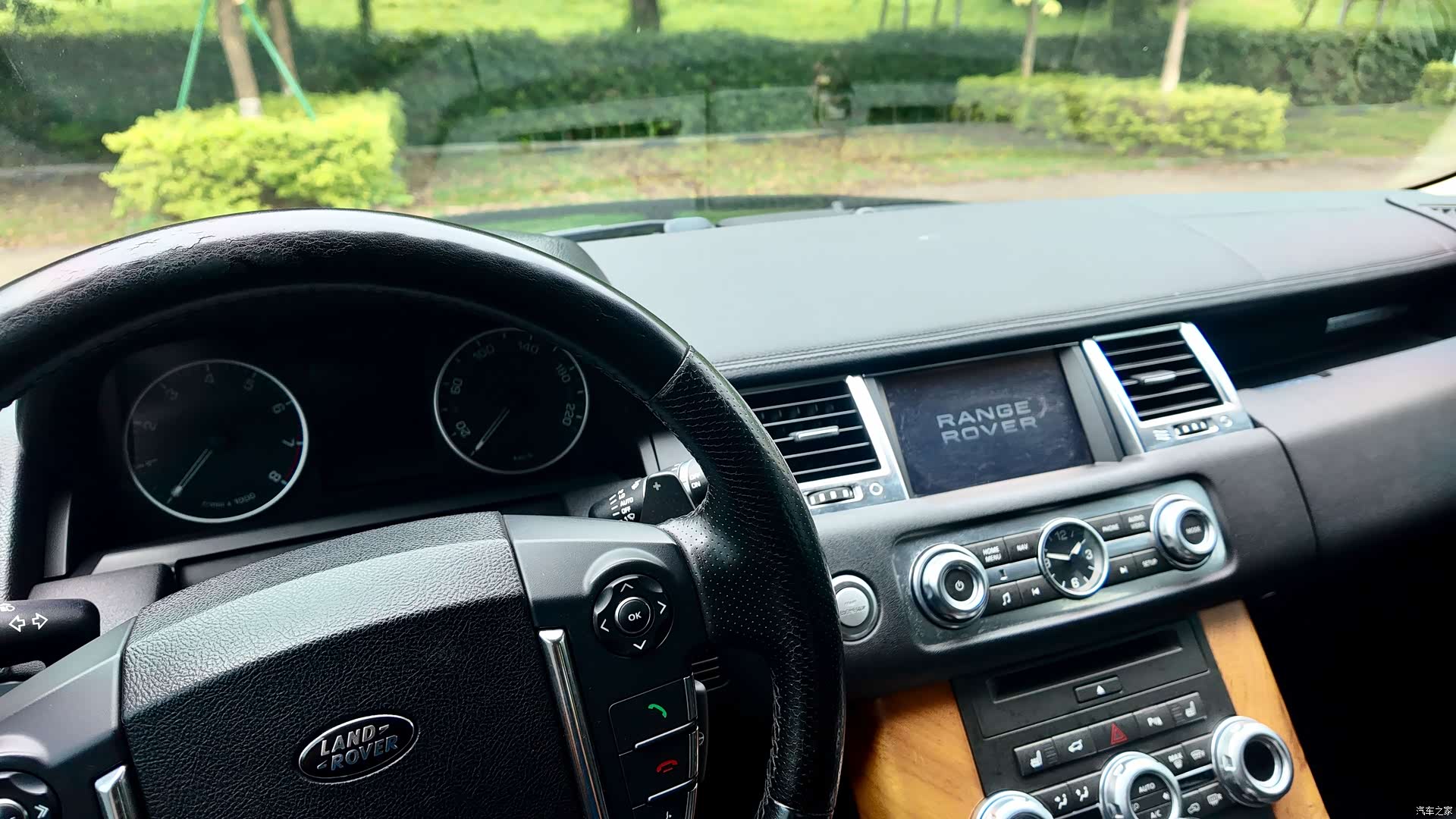 Land Rover Range Rover, 2011 37