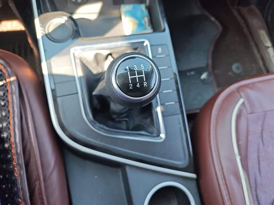 Forthing Popular SX6