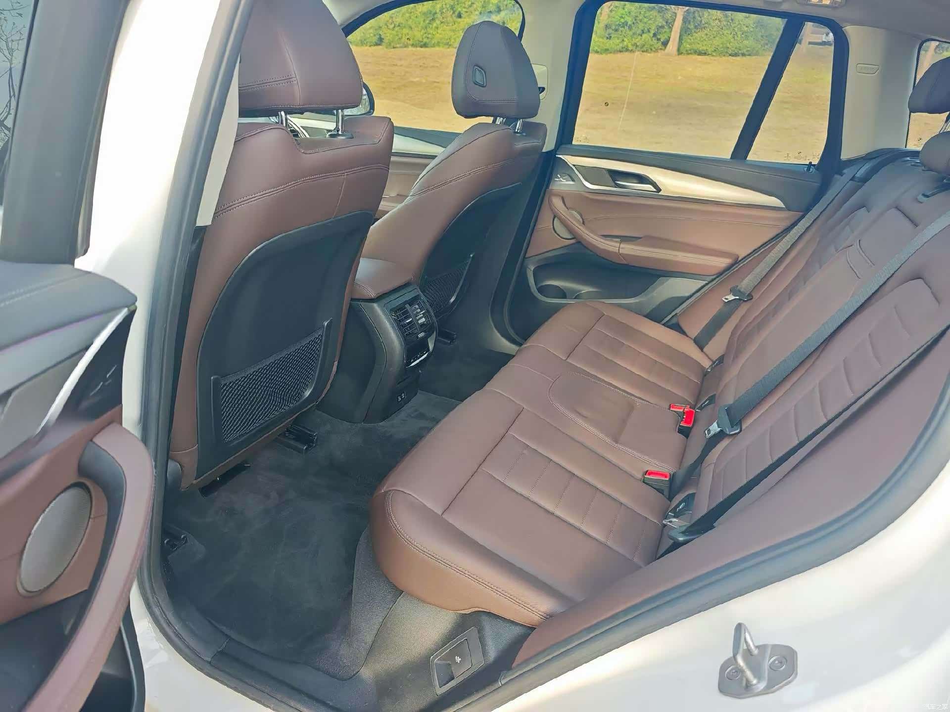 BMW iX3, 2021 7
