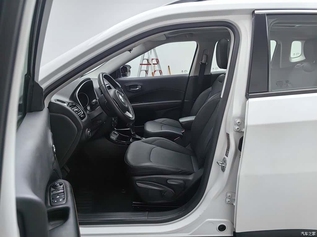 Jeep Compass, 2019 10