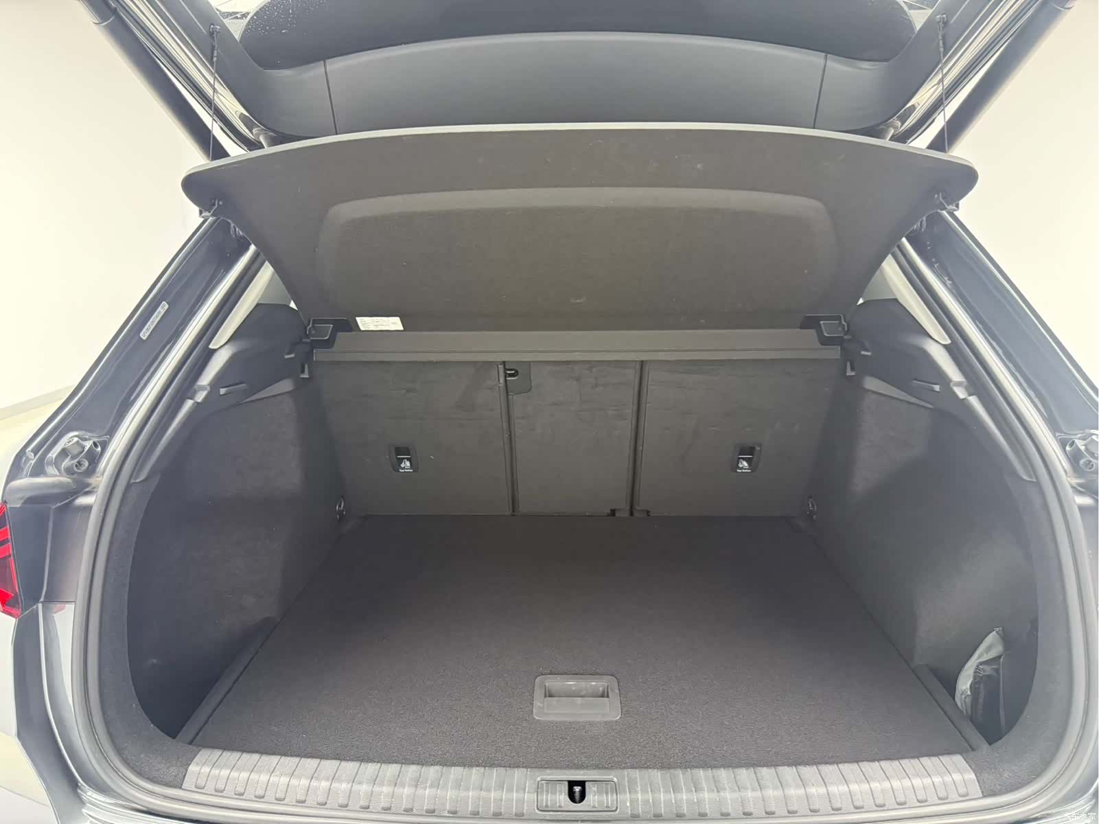 Audi Q3, 2022 9