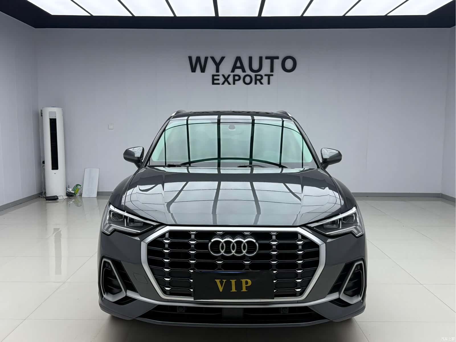 Audi Q3, 2022 2
