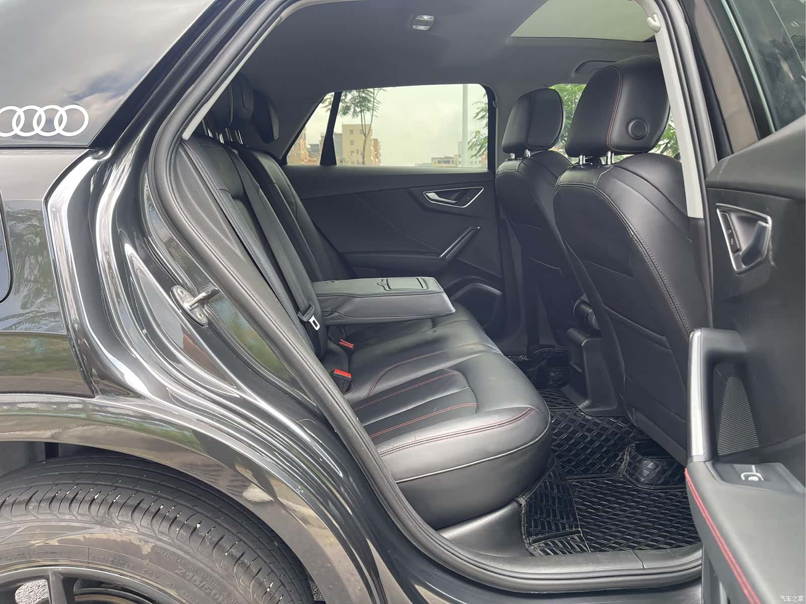 Audi Q2L, 2022 15