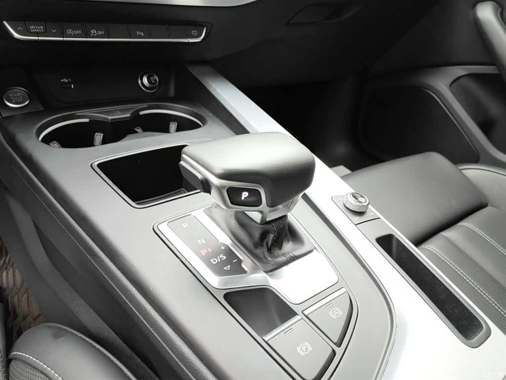 Audi A4L, 2024 11